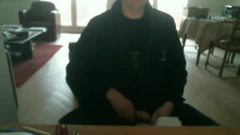 kisslog1 online show from February 2, 2025, 8:13 am