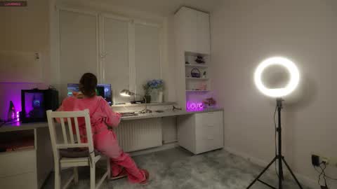 Snezhana online show from November 1, 2025, 2:30 pm