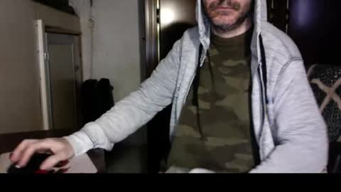 kissofbanned1983 online show from December 20, 2025, 9:38 am