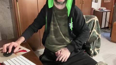 kissofbanned1983 online show from February 9, 2026, 9:02 am