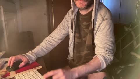 kissofbanned1983 online show from March 18, 2026, 9:23 am