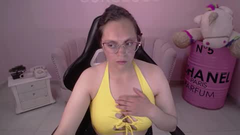 kit_fox_a online show from September 8, 2025, 7:13 pm