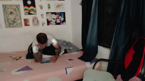 Snapshot of kitcatdreams chatting on May 9, 2026, 11:32 pm kitcatdreams online show from May 9, 2026, 11:32 pm