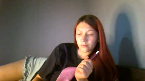 kiti_kitiss online show from August 3, 2026, 5:38 pm