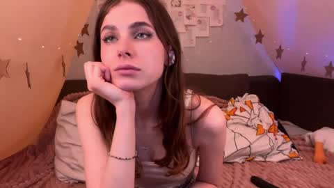Snapshot of kitkatsweetspot chatting on March 28, 2026, 5:56 pm kitkatsweetspot online show from March 28, 2026, 5:56 pm