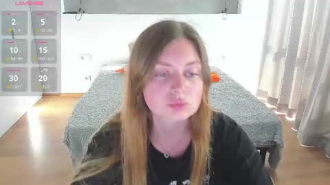 kitkatvel online show from June 28, 2026, 5:35 am
