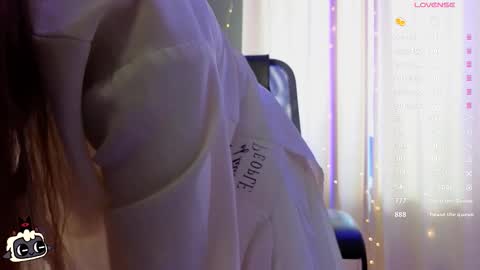 The sexy fox Kitsune online show from March 28, 2026, 6:35 am