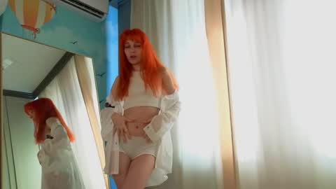 The sexy fox Kitsune online show from May 22, 2026, 6:31 am