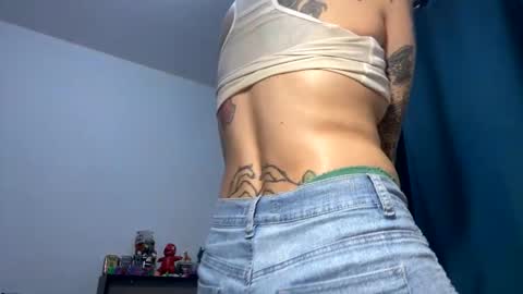 Ari Keimiwrights  online show from December 31, 2024, 3:12 am