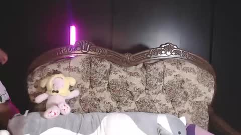 Ari Keimiwrights  online show from July 5, 2026, 12:06 am