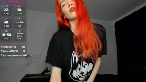 Kitsune online show from December 25, 2024, 9:43 pm