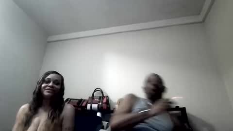 kittendiva42 online show from April 16, 2026, 2:01 am