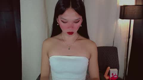 Snapshot of kitteylovesyou chatting on October 15, 2025, 12:00 am KITTY online show from October 15, 2025, 12:00 am