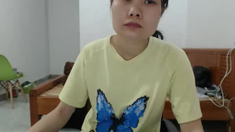 kitti_baby2x online show from March 2, 2026, 2:03 am