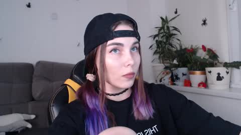 Veronica online show from October 28, 2025, 5:26 pm