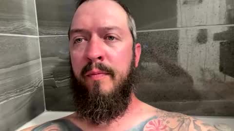 kittmatt31 online show from June 1, 2026, 12:23 am