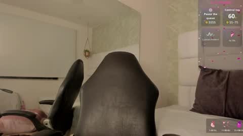 Snapshot of kitty__rouse chatting on May 25, 2026, 6:30 am Kitty online show from May 25, 2026, 6:30 am