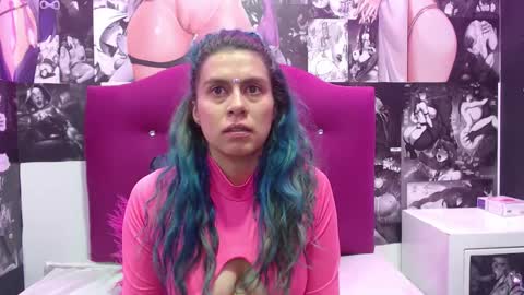 Snapshot of kitty_black15 chatting on October 28, 2025, 6:32 pm Kitty online show from October 28, 2025, 6:32 pm