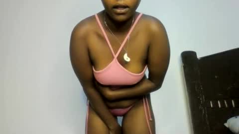 kitty_cattie online show from February 13, 2026, 1:01 am