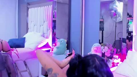 kitty online show from February 25, 2025, 1:41 am