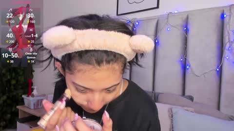 Snapshot of kitty_gang chatting on January 22, 2025, 2:26 am Camila online show from January 22, 2025, 2:26 am