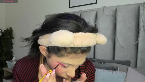 Snapshot of kitty_gang chatting on January 23, 2025, 2:33 am Camila online show from January 23, 2025, 2:33 am