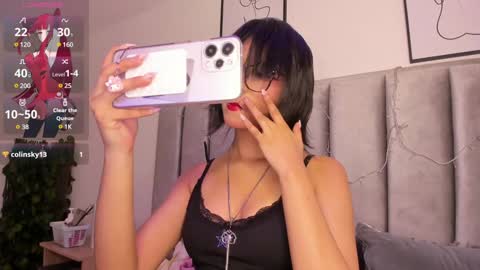 Snapshot of kitty_gang chatting on January 25, 2025, 3:09 am Camila online show from January 25, 2025, 3:09 am