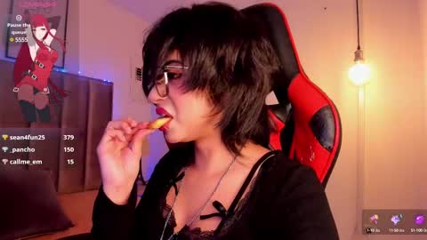 Snapshot of kitty_gang chatting on February 13, 2025, 5:48 am Camila online show from February 13, 2025, 5:48 am