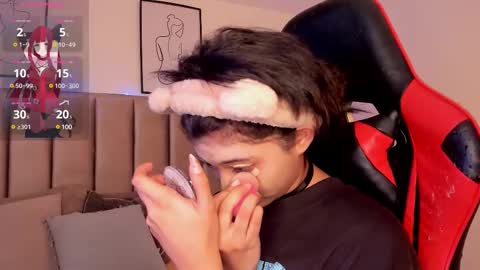 Snapshot of kitty_gang chatting on February 18, 2025, 2:38 am Camila online show from February 18, 2025, 2:38 am