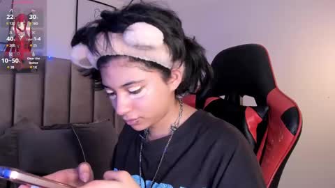 Snapshot of kitty_gang chatting on March 5, 2025, 2:46 am Camila online show from March 5, 2025, 2:46 am