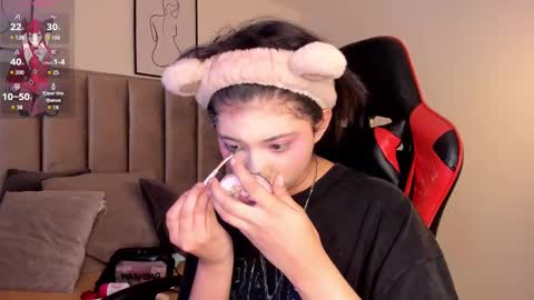 Snapshot of kitty_gang chatting on March 11, 2025, 2:43 am Camila online show from March 11, 2025, 2:43 am