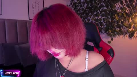 Snapshot of kitty_gang chatting on September 18, 2025, 2:13 am Camila online show from September 18, 2025, 2:13 am