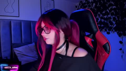 Snapshot of kitty_gang chatting on October 11, 2025, 3:06 am Camila online show from October 11, 2025, 3:06 am