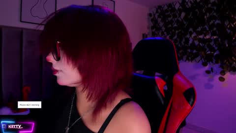 Snapshot of kitty_gang chatting on October 25, 2025, 2:08 am Camila online show from October 25, 2025, 2:08 am