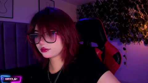 Snapshot of kitty_gang chatting on November 8, 2025, 2:23 am Camila online show from November 8, 2025, 2:23 am