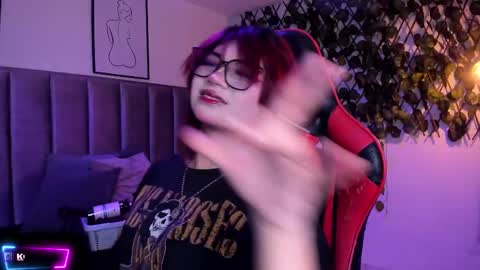 Camila online show from November 20, 2025, 2:23 am