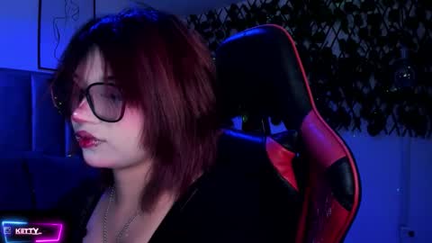 Camila online show from November 29, 2025, 2:47 am