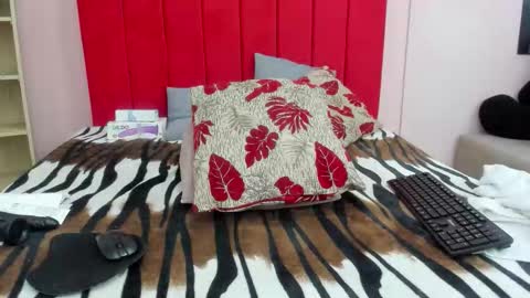 kitty_hot_sex_ online show from February 26, 2026, 10:42 pm