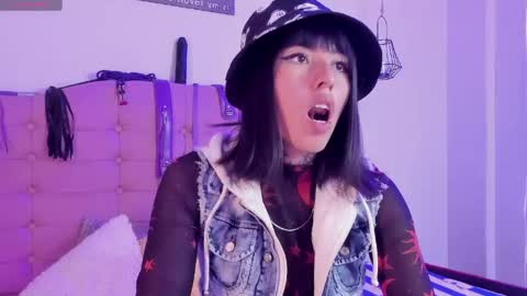 kitty_matias_ls online show from February 23, 2026, 8:50 pm