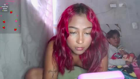 Snapshot of kitty_moon2 chatting on November 13, 2025, 10:08 pm Kitty online show from November 13, 2025, 10:08 pm