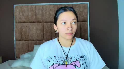 Kitty Rave online show from October 12, 2025, 12:53 am