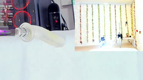 Snapshot of kitty_rosse__ chatting on September 19, 2025, 10:27 am kitty_rosse__ online show from September 19, 2025, 10:27 am
