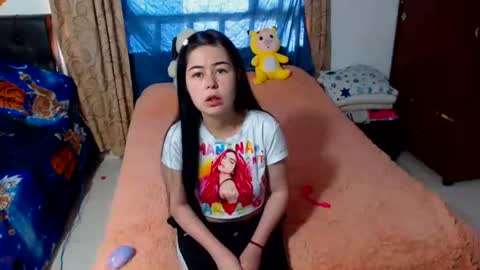 Snapshot of kitty_small69 chatting on July 24, 2026, 1:31 pm kitty_small69 online show from July 24, 2026, 1:31 pm