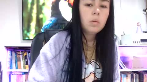 Snapshot of kitty_small69 chatting on July 25, 2026, 2:53 am kitty_small69 online show from July 25, 2026, 2:53 am