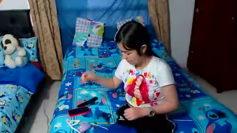 Snapshot of kitty_small69 chatting on August 5, 2026, 2:09 pm kitty_small69 online show from August 5, 2026, 2:09 pm
