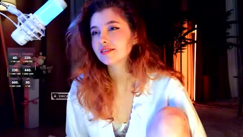 Snapshot of kittybay_ chatting on February 3, 2026, 8:14 pm KittyBay online show from February 3, 2026, 8:14 pm