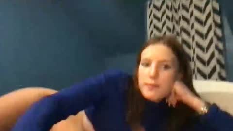 kittycatkendra online show from November 27, 2025, 7:43 am