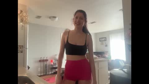 Snapshot of kittycherries chatting on December 22, 2025, 9:12 pm Ivy online show from December 22, 2025, 9:12 pm