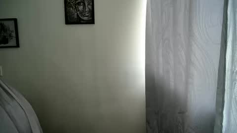 kittyholeshot87 online show from October 22, 2025, 2:39 pm