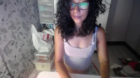Snapshot of kittykatss chatting on May 26, 2026, 10:44 am Viktoria online show from May 26, 2026, 10:44 am